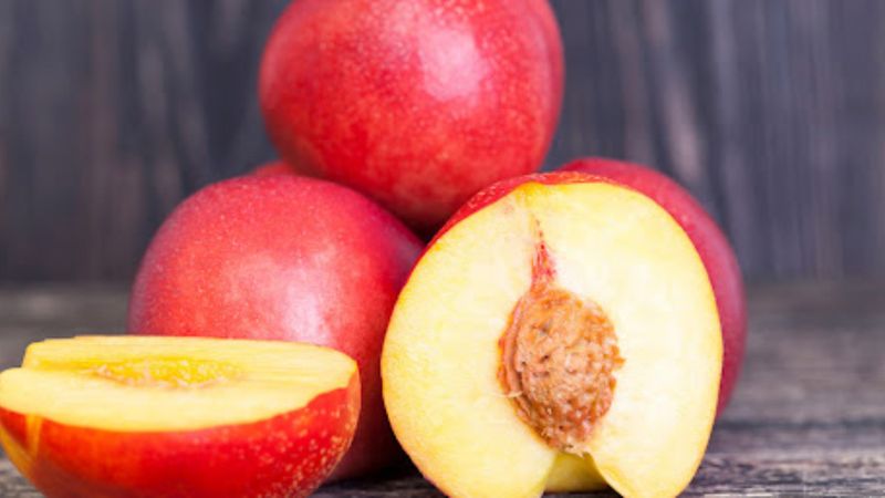 Nektarin nedir? Nektarinin faydaları nelerdir?