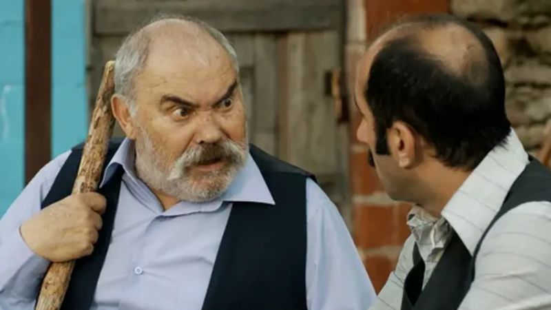 Tiyatrocu Şener Kökkaya son yolculuğuna uğurlandı