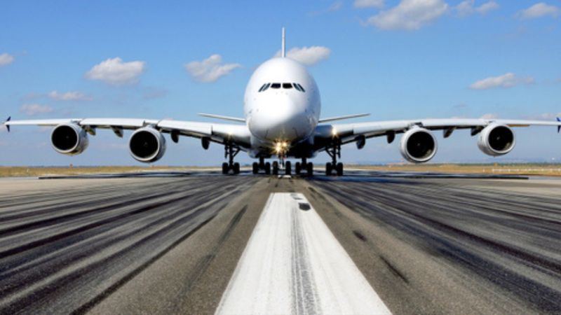 Uçakların önce arka tekerlerinin üzerine inmelerinin sebebi bakın neymiş...