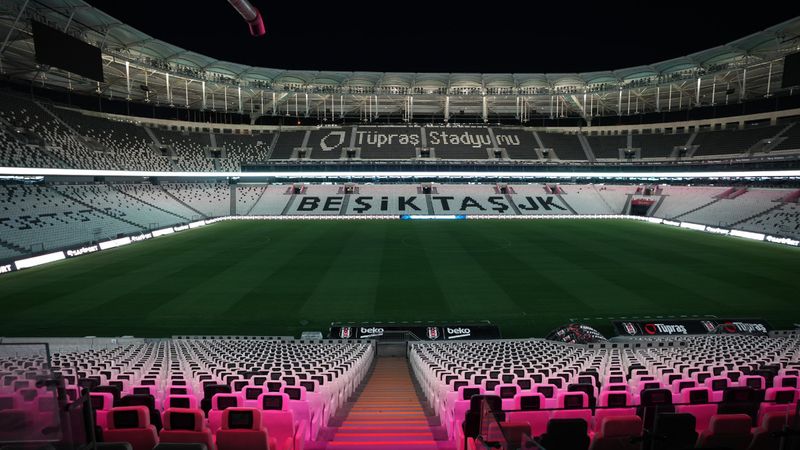 Beşiktaş'ın stadı yeni görünümüne kavuşuyor