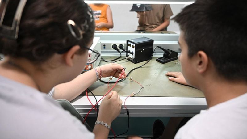 Özel mesleki ve teknik Anadolu lisesi öğrencilerine destek tutarları değişti