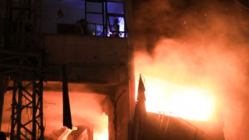 İsrail'den Batı Şeria'da camiye baskın: 5 ölü