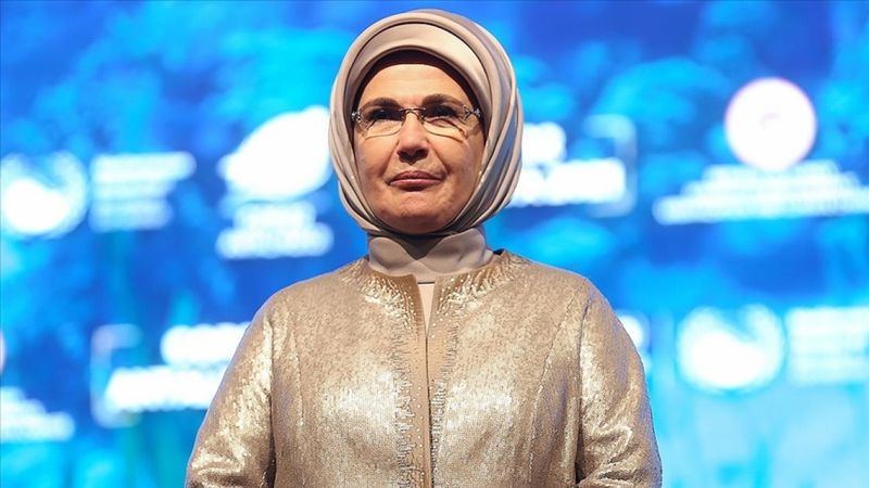 Emine Erdoğan'dan yeni eğitim öğretim yılı mesajı