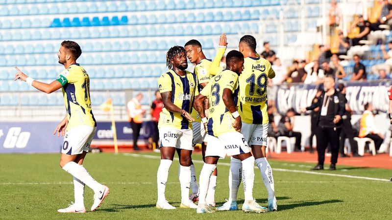 Kasımpaşa'ya da yenilmeyen Fenerbahçe, rekor kırdı