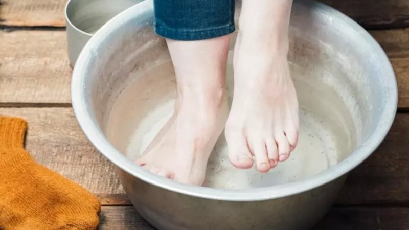 Sirkeli suyla ayak yıkamanın faydaları bakın neymiş