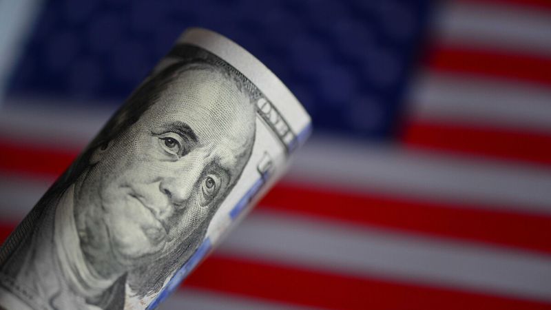 Ankete göre doların yıl sonunda 36 TL olması bekleniyor