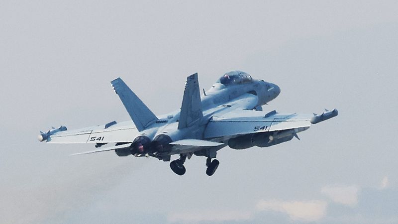 ABD'de savaş uçağı düştü