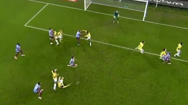 Trabzonspor'dan Fenerbahçe maçının devre arasında hakem tepkisi