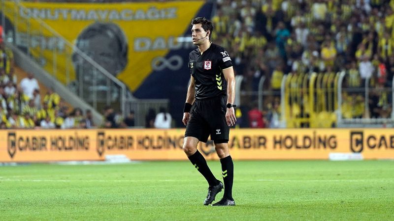 Mehmet Türkmen, kariyerinde ilk kez derbi yönetecek