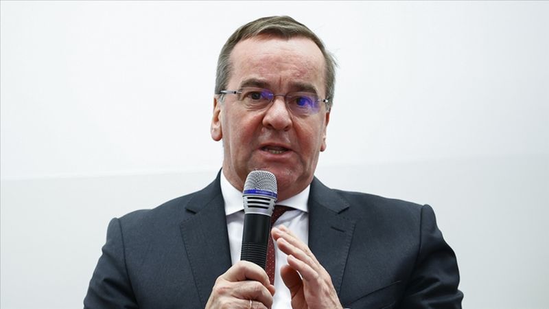 Almanya Savunma Bakanı: Türkiye, Suriye'de önemli bir aktör haline geldi