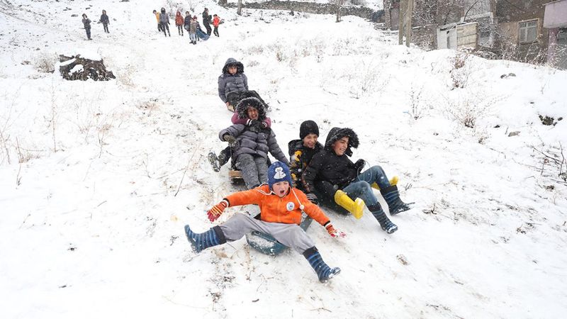 Van'da okullara 1 günlük kar tatili