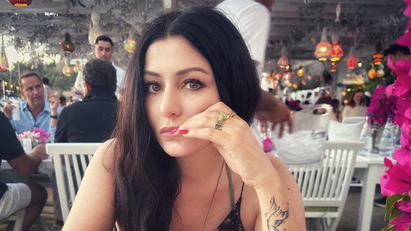 Oyuncu Deniz Çakır'ın pişmanlığı! Hayalindeki mesleği açıkladı