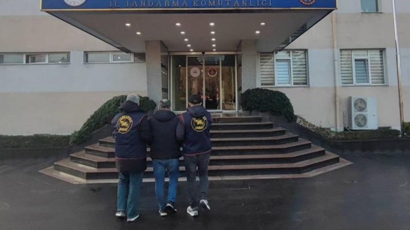 Gümüşhane'de cinayet ve yağma suçundan aranan 2 firari yakalandı