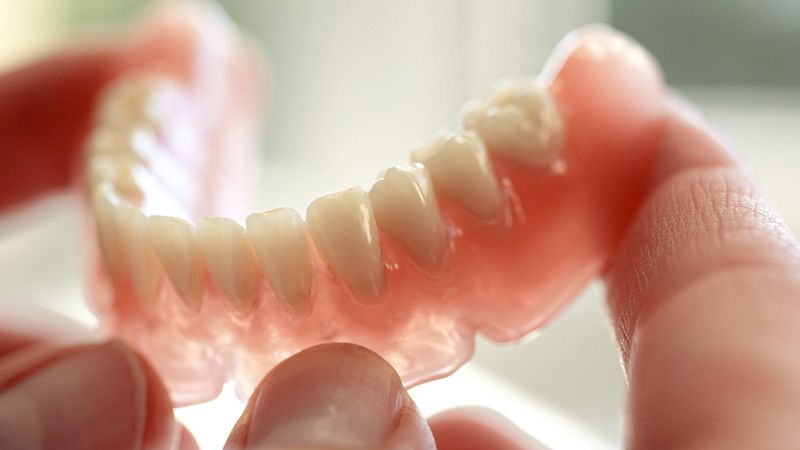 SGK karşılıyor; Emeklilere diş yaptırma hakkı! İster protez, ister implant...