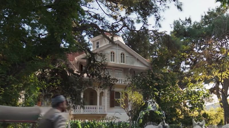 Yangında küle dönmüştü: Şakir Paşa Ailesi’nin yanan köşkünde yapımcının zararı dudak uçuklattı