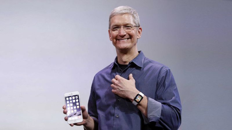 Hayat kurtaran Apple Watch özelliği Tim Cook'un babasının imdadına yetişti