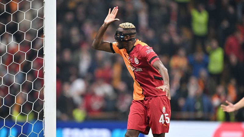 Victor Osimhen, eğlence çıkışı çılgına döndü