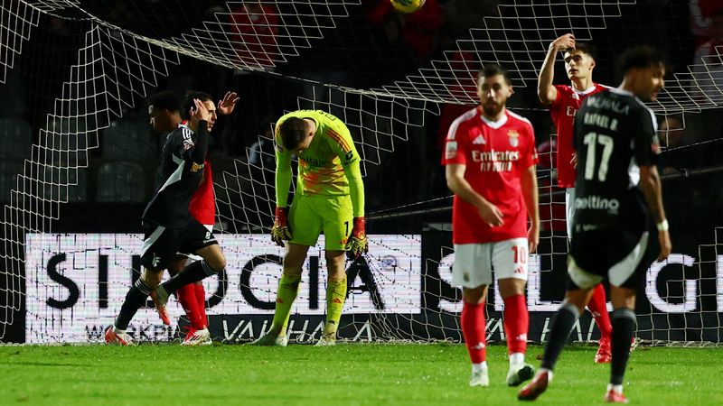 Benfica deplasmanda Casa Pia'ya yenildi