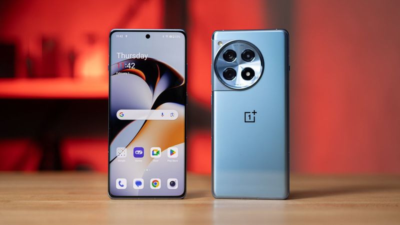 OnePlus 12R, mobil sinyal veya internet bağlantısı olmadan arama desteğine kavuştu