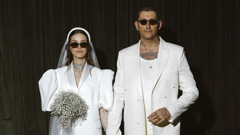 İrem Helvacıoğlu ve eşi Ural Kaspar aşka geldi! Romantik paylaşımlarına yorum yağdı