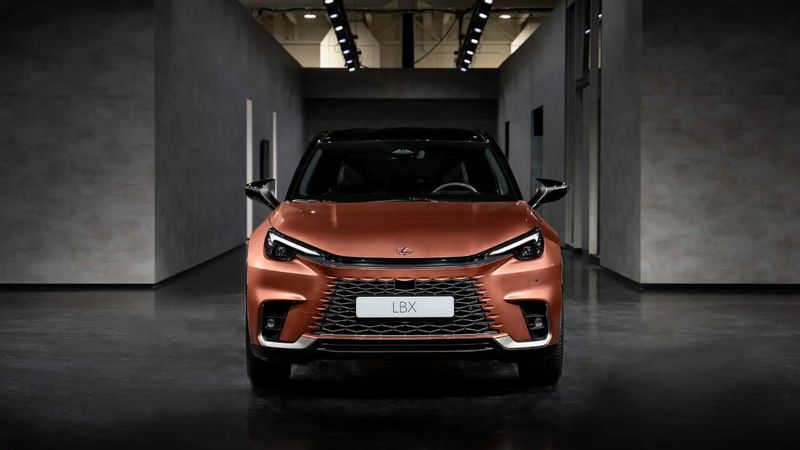 Lexus, 2024 yılında kendi satış rekorunu kırdı