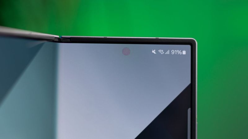 Samsung Galaxy S26 Ultra, ekran altı kamera ile gelebilir