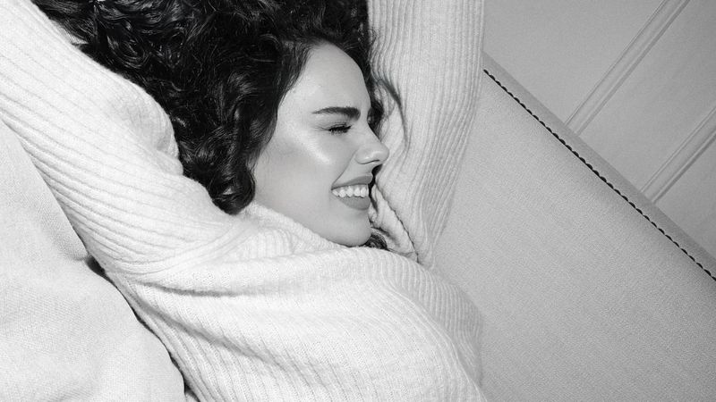 Oyuncu Özgü Kaya'nın yeni yaş dilekleri: 