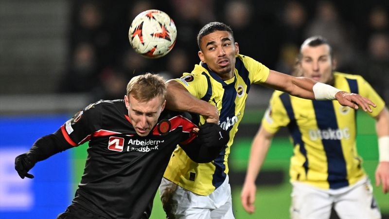 Fenerbahçe stoper bölgesinde sakatlıklarla boğuşuyor