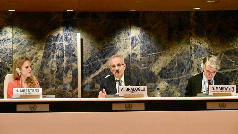 Abdulkadir Uraloğlu BM Ulaştırma Zirvesi'nde Ulaşım ekosistemini anlattı