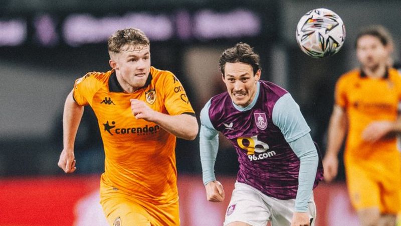 Hull City deplasmanda Burnley'e mağlup oldu