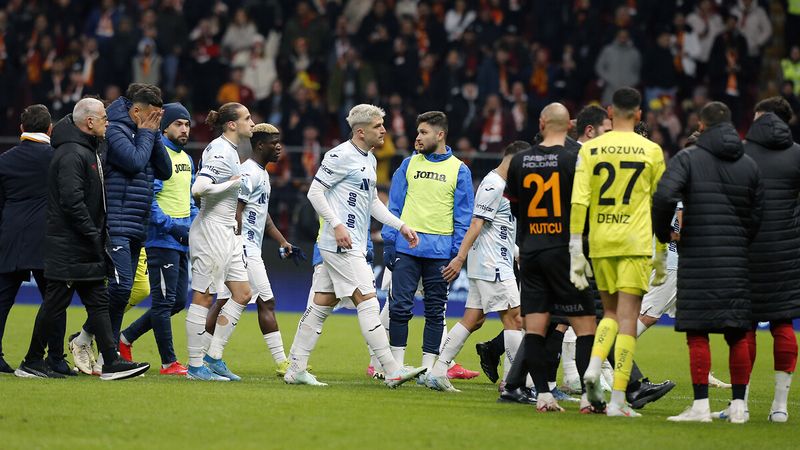 TFF'den sahadan çekilen takımlara yeni ceza: Küme düşecekler