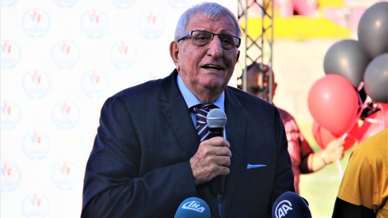 Eskişehirspor efsanesi Fethi Heper vefat etti