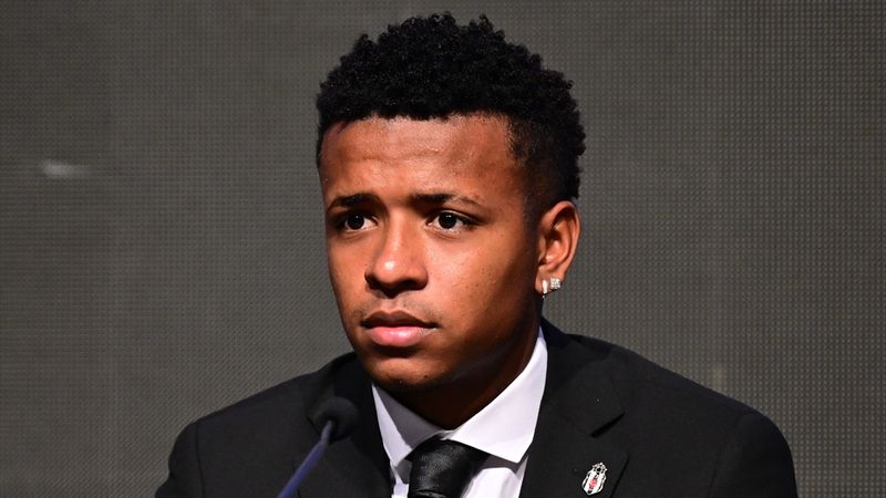 Ekvadorlu gazeteci, Keny Arroyo’yu anlattı