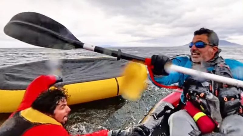 Şili'de balinanın yutup geri tükürdüğü kanocu: Beni yediğini düşündüm