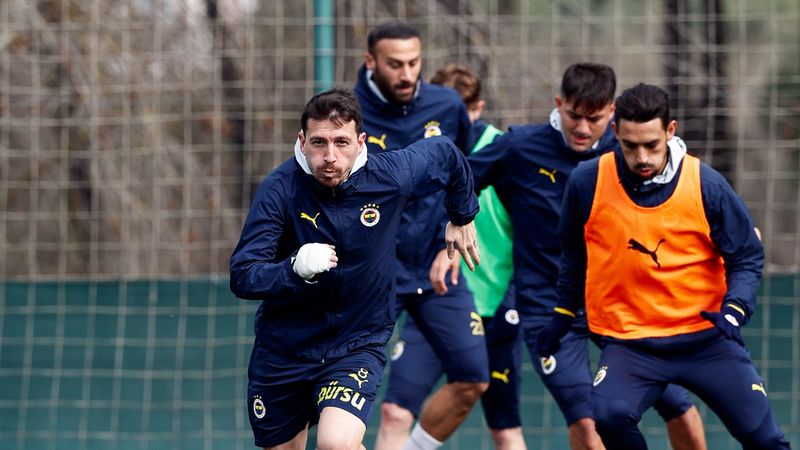 Fenerbahçe, Kasımpaşa maçı hazırlıklarına başladı