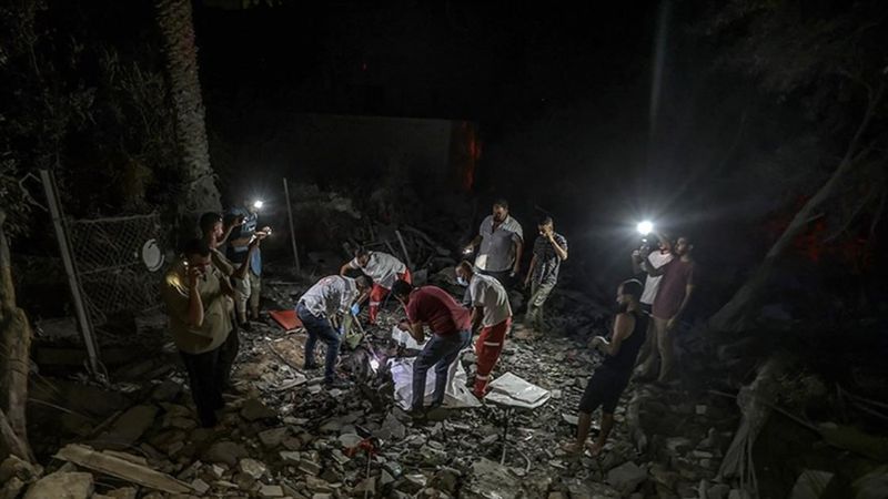 Gazze'de son 48 saatte 25 kişinin daha naaşı enkaz altından çıkartıldı