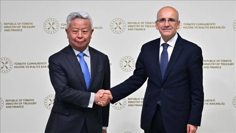 AIIB ile Türkiye'deki kamu projelerine 5 milyar finansman anlaşması