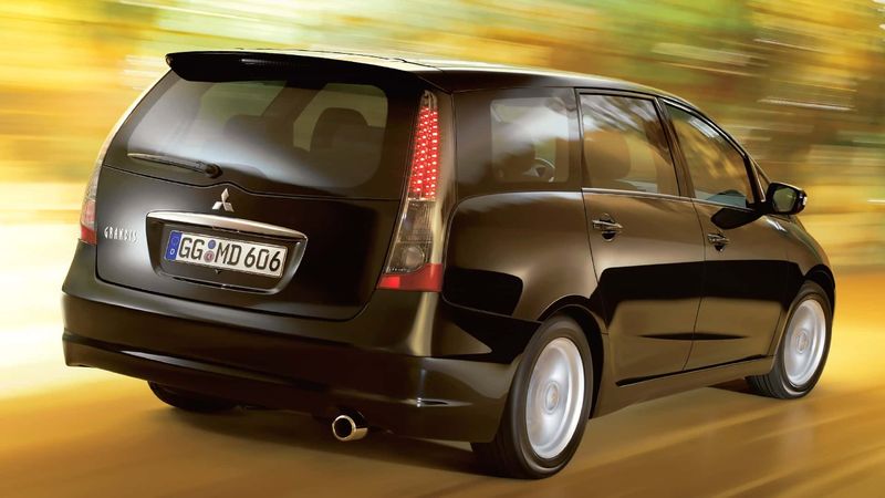 Mitsubishi doğruladı: Grandis  modeli geri geliyor