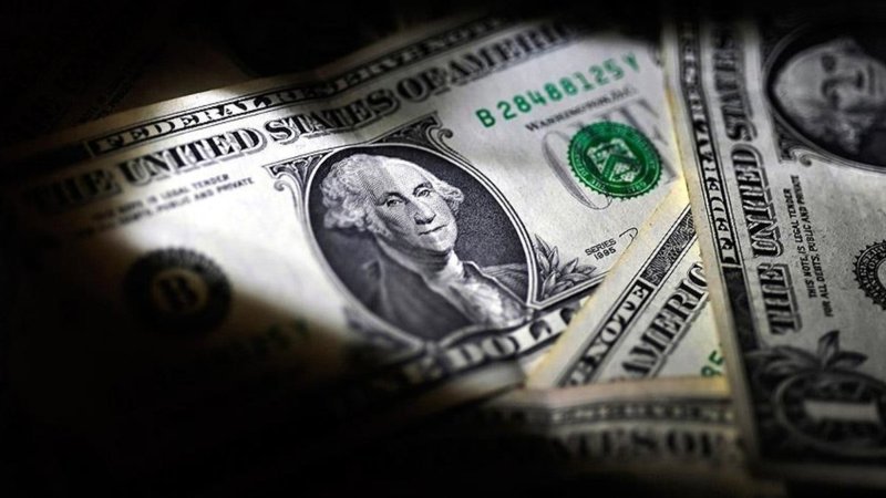 Döviz fiyatları güne yükselerek başladı