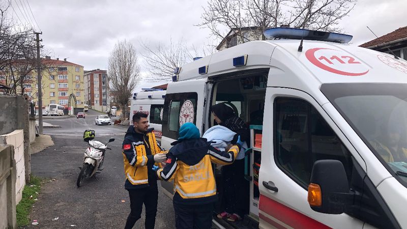 Tekirdağ'da iki bebeğin üzerine kaynar su döküldü