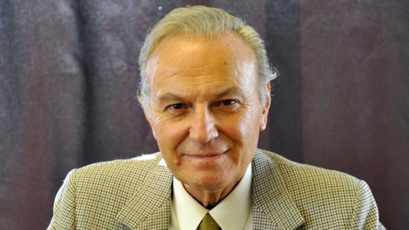 Ediz Hun'dan sinema açıklaması: Sümüklü böcekler gibi kabuklarımıza çekildik