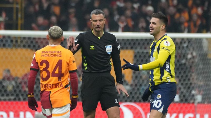 Galatasaray ve Fenerbahçe'nin kalan maçları ve şampiyonluk şansları