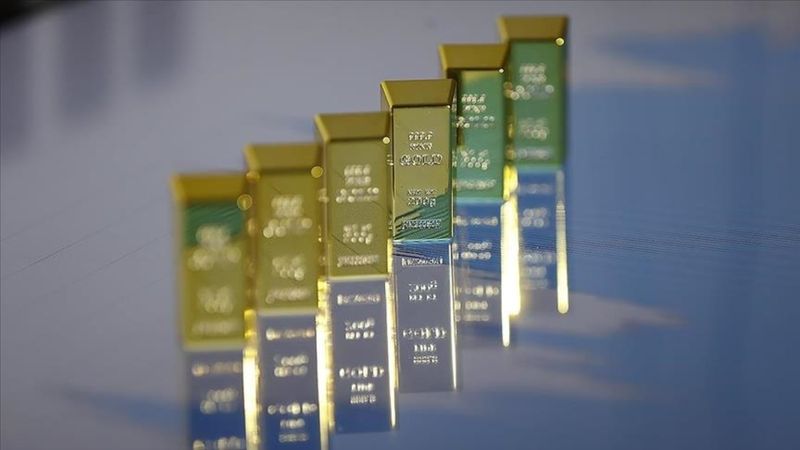 Merkez bankalarının altın rezervleri arttıkça ons, rekor kırıyor