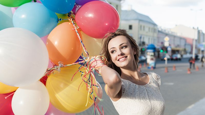 Kadınlar Günü ne zaman, hangi güne denk geliyor? Resmi tatil mi?