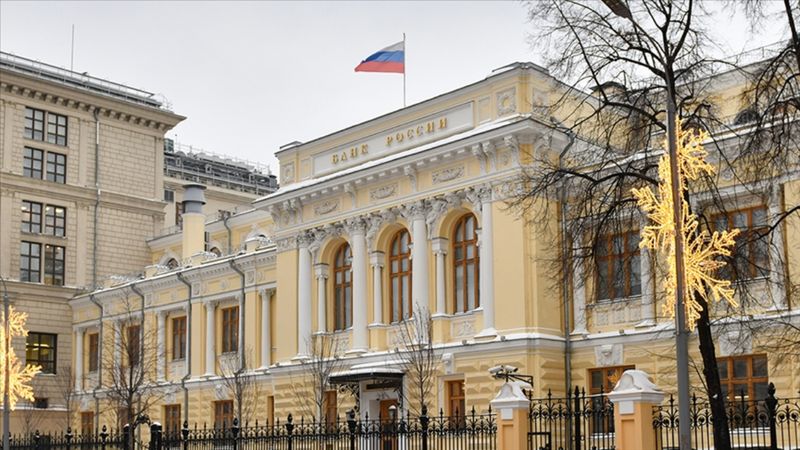 Dijital rublenin kitlesel kullanımı ertelenecek