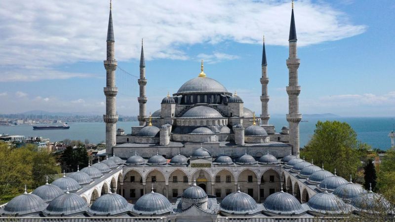 Sultanahmet Camii'nde ilk kez hatimli teravih namazı kılınacak