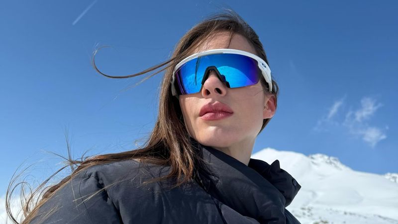 Boşanacakları iddia edilmişti! Bensu Soral'dan mutluluk pozları geldi