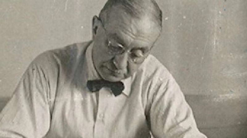 Memduh Şevket Esendal'ın yayınlayabildiği, tek romanı olan Ayaşlı İle Kiracıları kitabının önemi