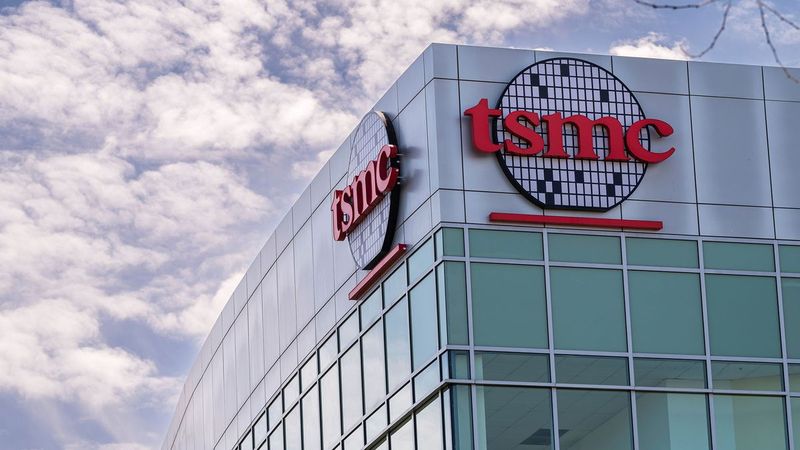 Dünyanın en büyük çip üreticisi TSMC, ABD'ye 100 milyar dolar yatırım yapacak