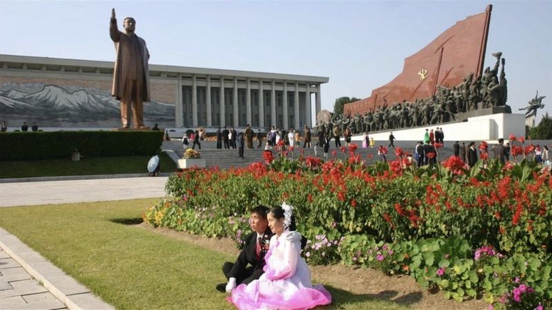 Kuzey Kore, Rason'a yabancı turist kabulünü askıya aldı